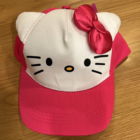 Hello kitty hat - Picture 6 of 7